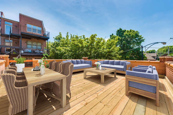 1544 N Hoyne Ave Unit 3, Chicago, IL 60622 rooftop deck