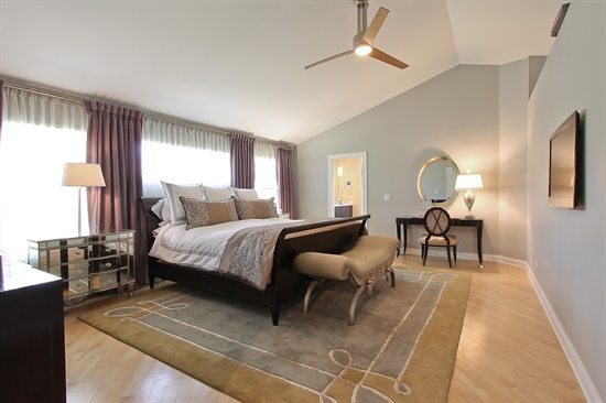 11 River Oaks Circle East, Buffalo Grove, IL 60089 master bedroom